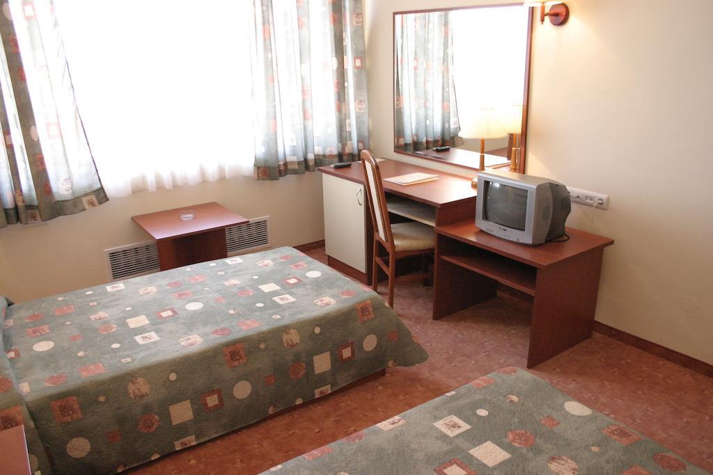 Hotel Bulgaria Dobrich Room photo