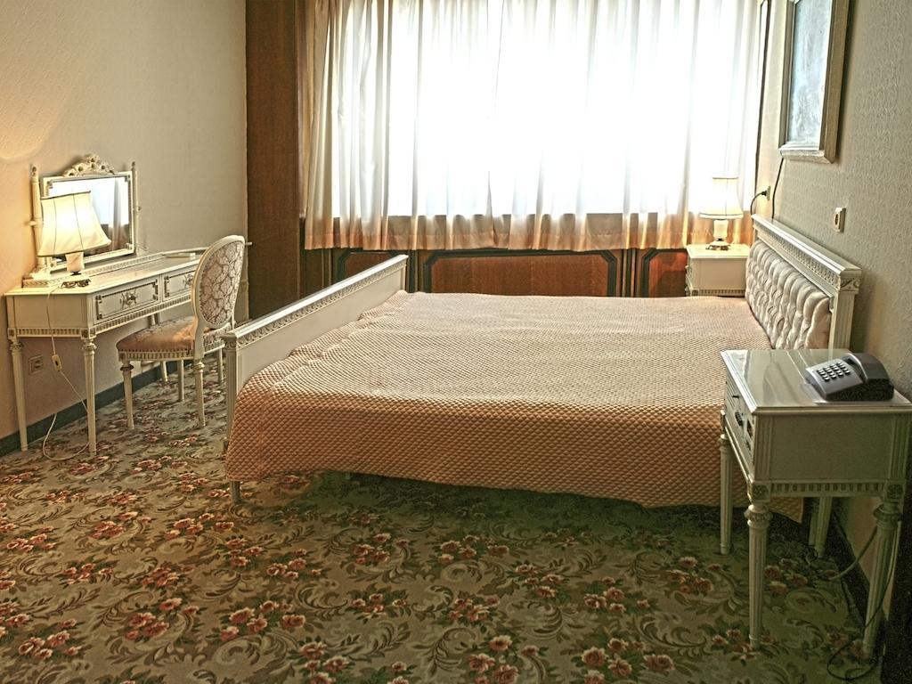 Hotel Bulgaria Dobrich Room photo