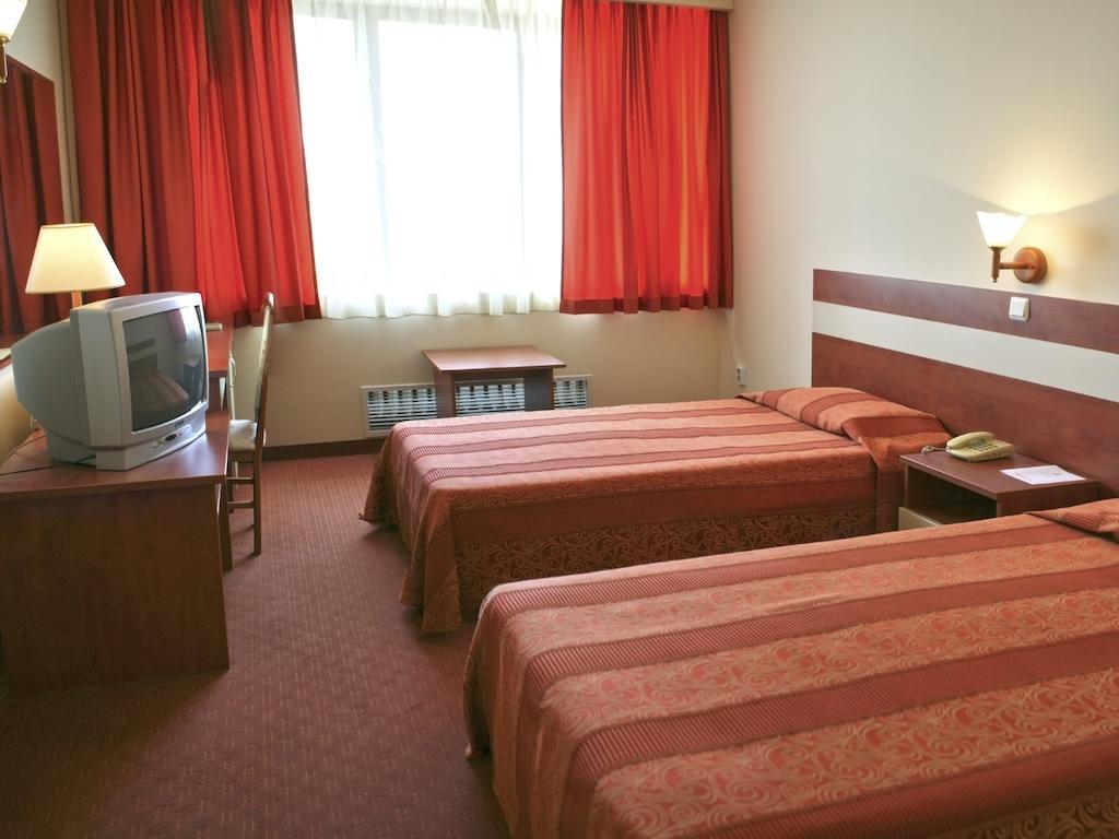Hotel Bulgaria Dobrich Room photo
